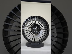 Mecerdes Benz con llantas